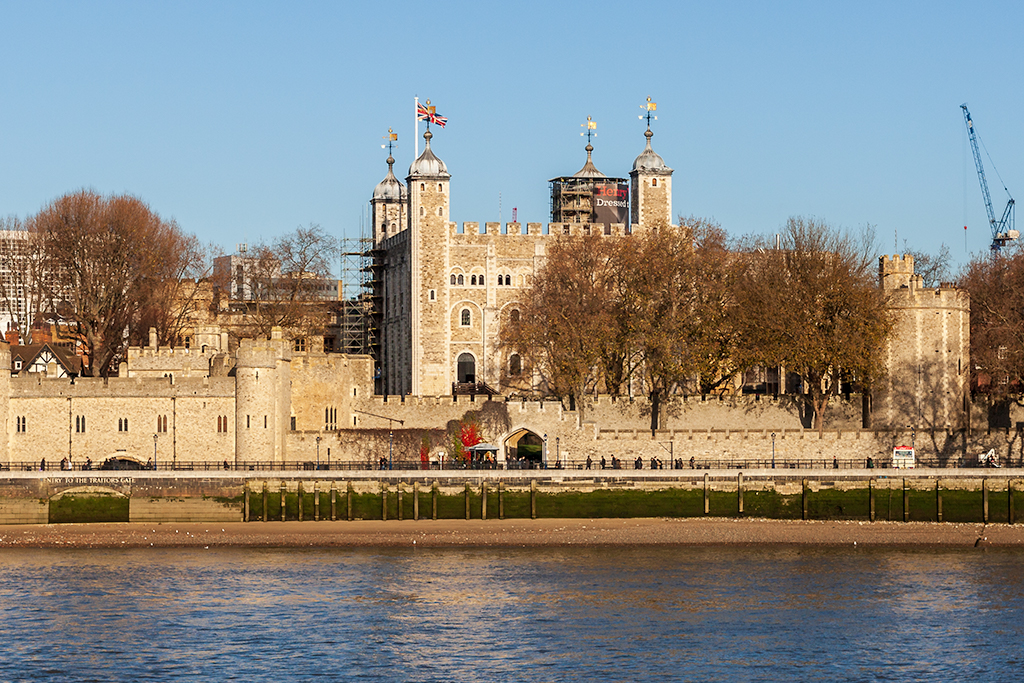 dtoweroflondon.jpg