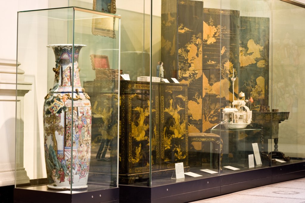 ivictoriaandalbertmuseumjapanesecollection.jpg