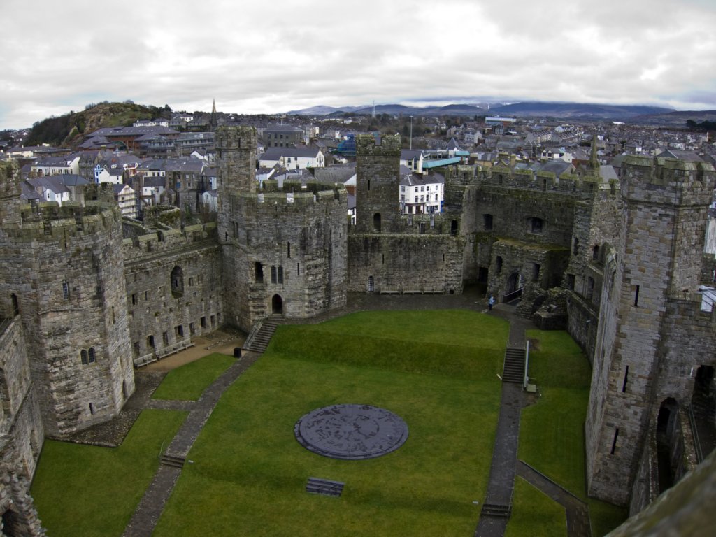 caernarfoncastle3.jpg